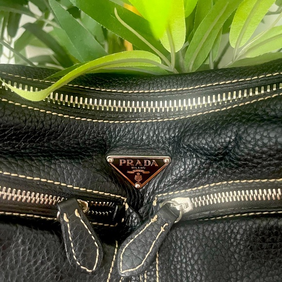 Prada Black Leather Handbag - Picture 4 of 16